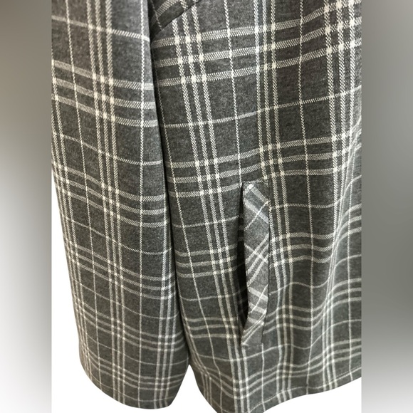 Christopher & Banks Blazer Jacket Sz 1X Gray Plaid Lightweight Buttons Boat Neck - Picture 4 of 11